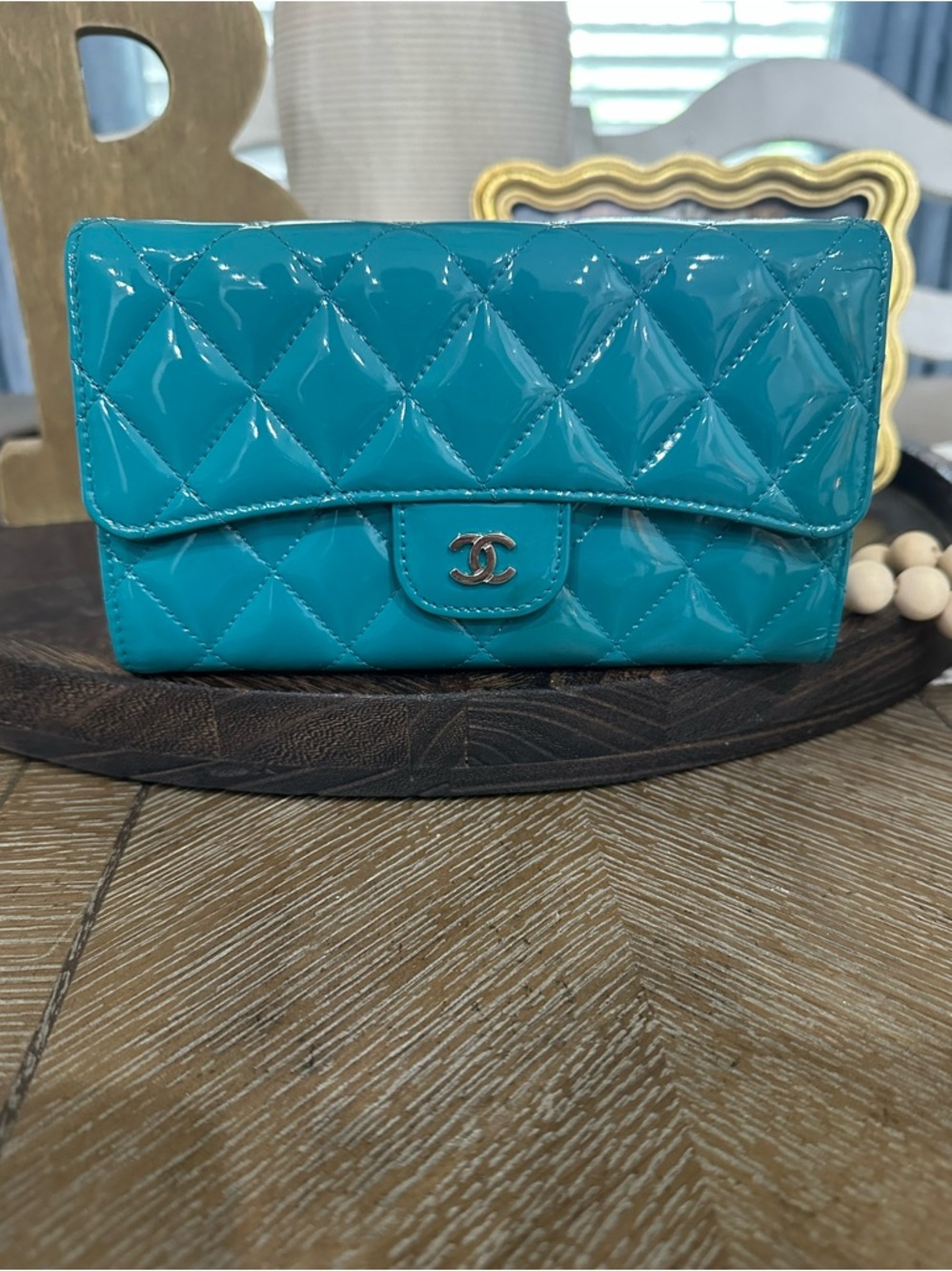 Pre-Owned CHANEL Turquoise Quilted Patent Leather Wallet - Picture 8 of 8